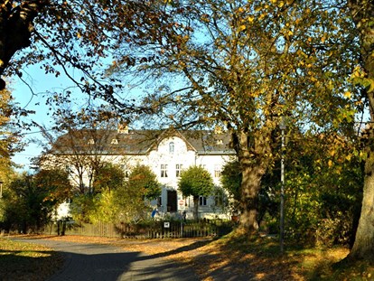 Naturhotel - Umgebungsschwerpunkt: Meer - Gut Nisdorf im Herbst - Biohotel Gut Nisdorf