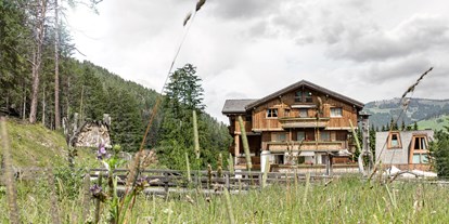Naturhotel - Trentino-Südtirol - Am Fluss-und Waldrand, wo die Wanderungen starten - Aqua Bad Cortina & thermal baths